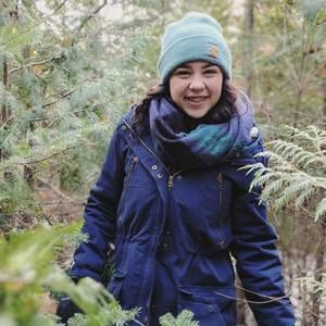 Meet your Posher, Cecilia